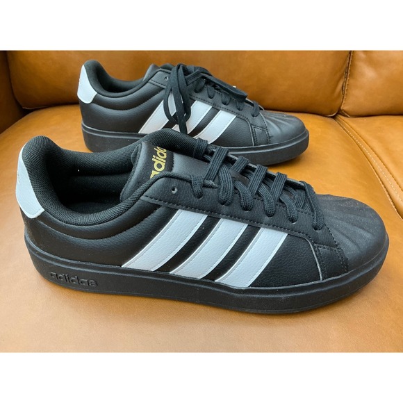 adidas Shoes - Adidas Streettalk Sneaker Womens 9 Black Excellent Low Top  Gold Logo
